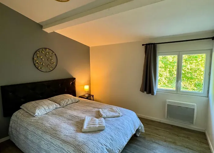 Maison Cosy Au Pied Des Vignes Lussac (Gironde)